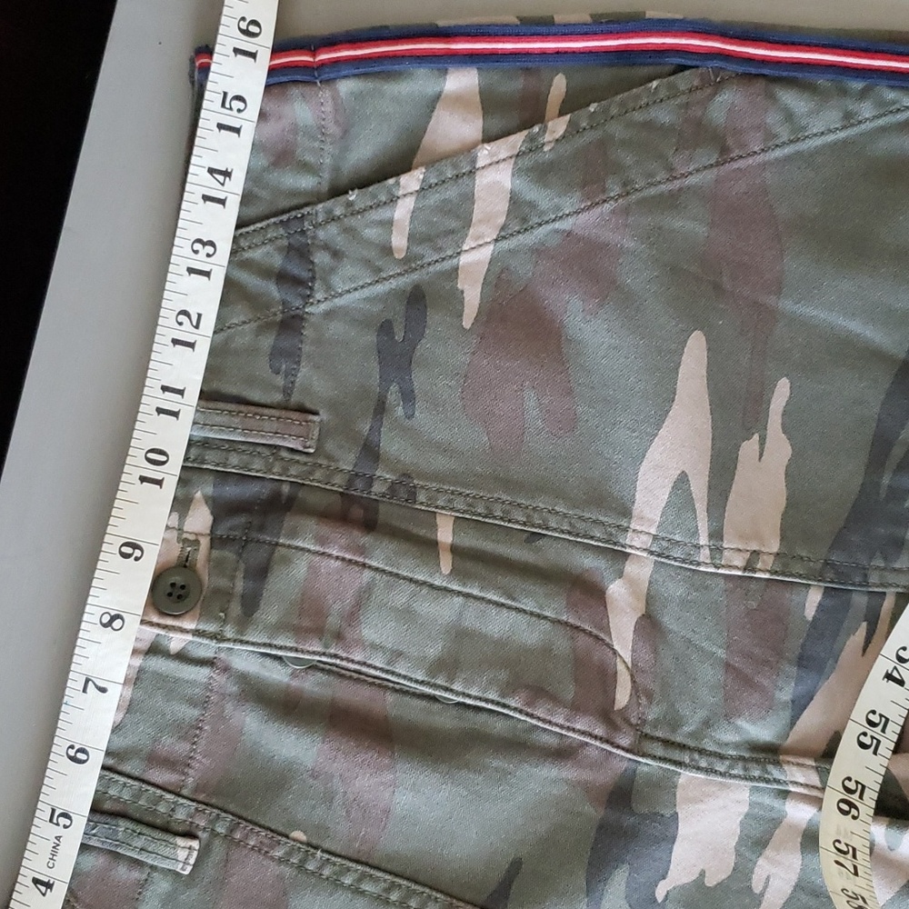 GAP button fly super high waisted camo utility shorts - Picture 5 of 10